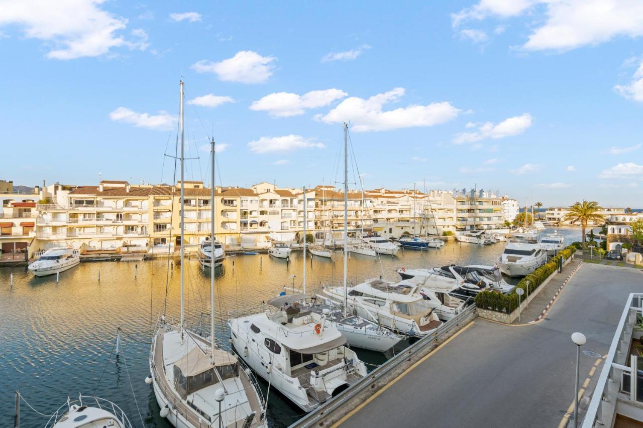 Welcs Apartamento 055 Emp Con Terraza Y Vistas Al Canal 艾姆布里亚布拉瓦 外观 照片